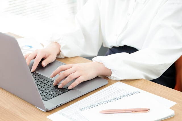 社内ライターに関するQ&A